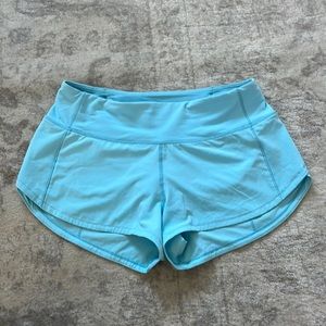 Lululemon Speed Up Low-Rise Lined Short 2.5” Size 2 Cyan Blue
